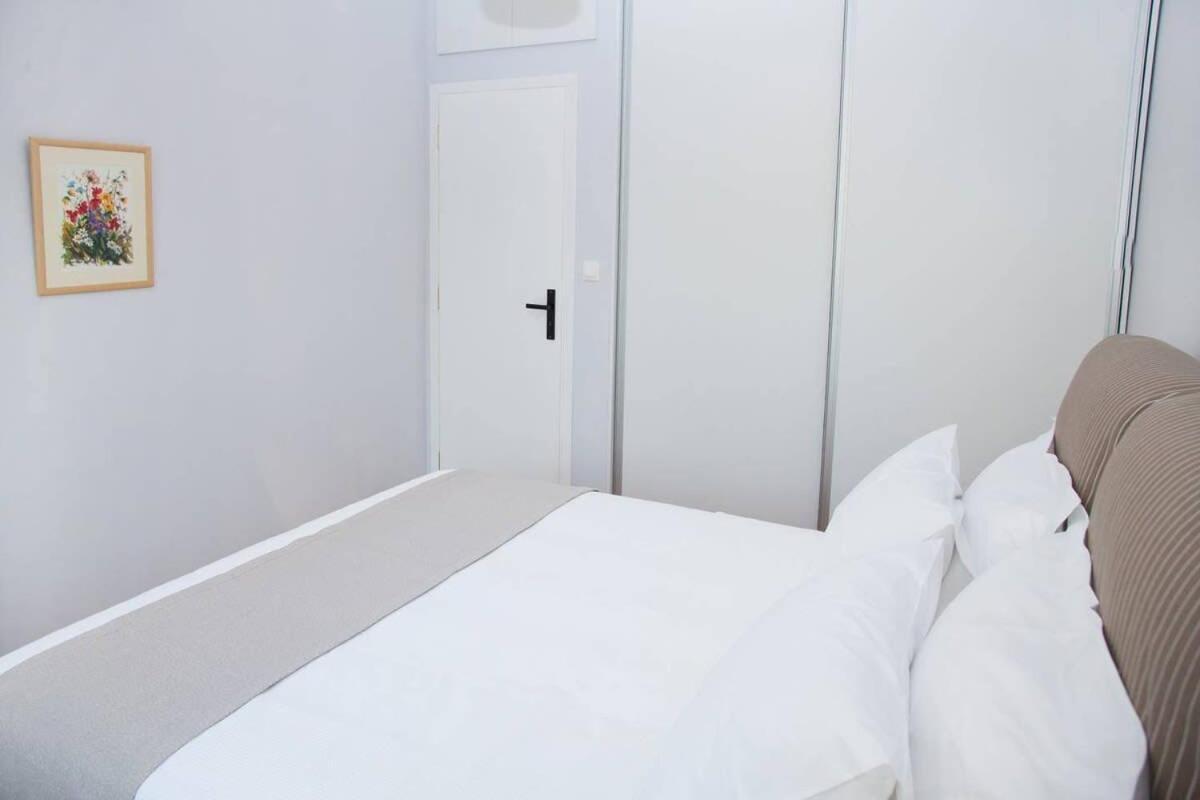 Fully Renovated, Modern Beauty In Central Athens! Kültér fotó
